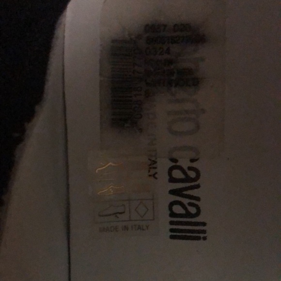 Shoe - Picture 8 of 8